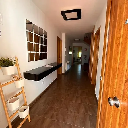 Casa Jym Fontela 24 *