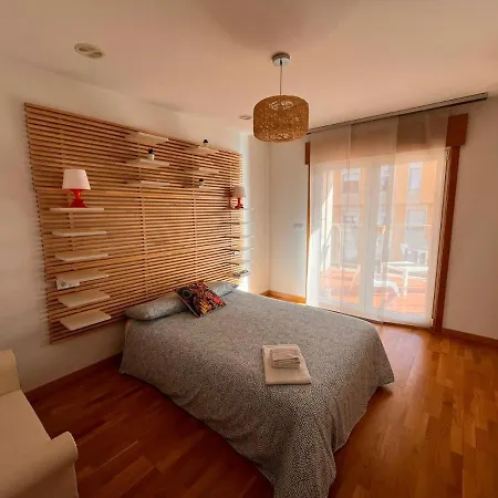 Casa Jym Fontela 24 *